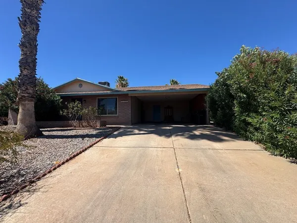 $1,400 | 1205 East Cottonwood Drive, Sierra Vista, AZ 85635