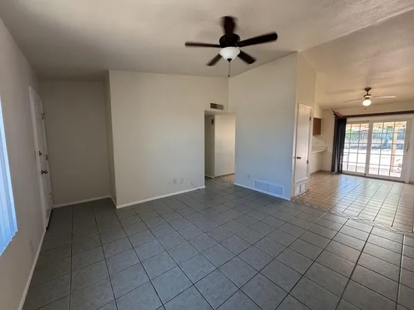$1,400 | 1205 East Cottonwood Drive, Sierra Vista, AZ 85635