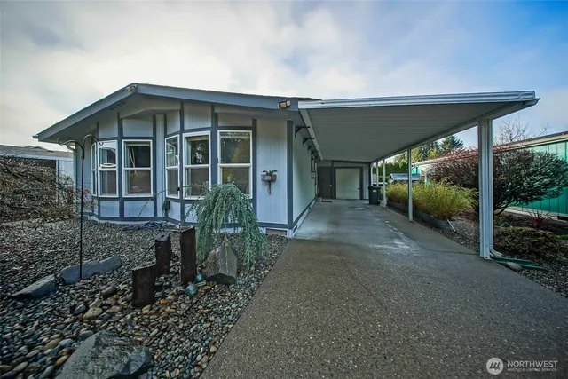 $165,000 | 5250 College Street Southeast, Unit 14, Lacey, WA 98503