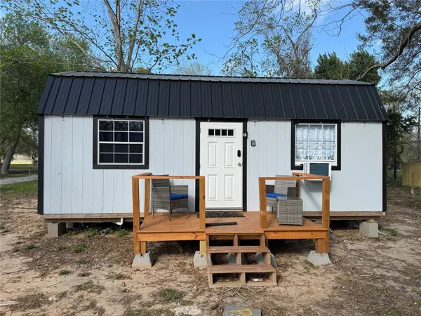 $1,600 | 13298 County Road 190, Unit PIPER, Alvin, TX 77511