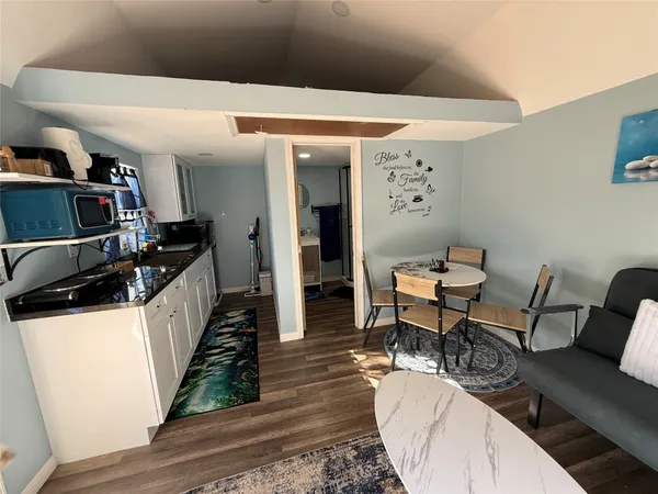 $1,750 | 13298 County Road 190, Unit PIPER, Alvin, TX 77511