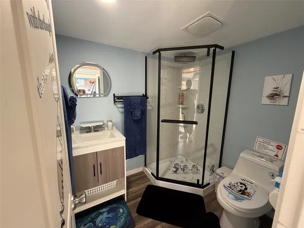 $1,600 | 13298 County Road 190, Unit PIPER, Alvin, TX 77511