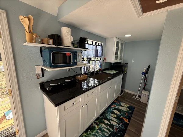 $1,750 | 13298 County Road 190, Unit PIPER, Alvin, TX 77511