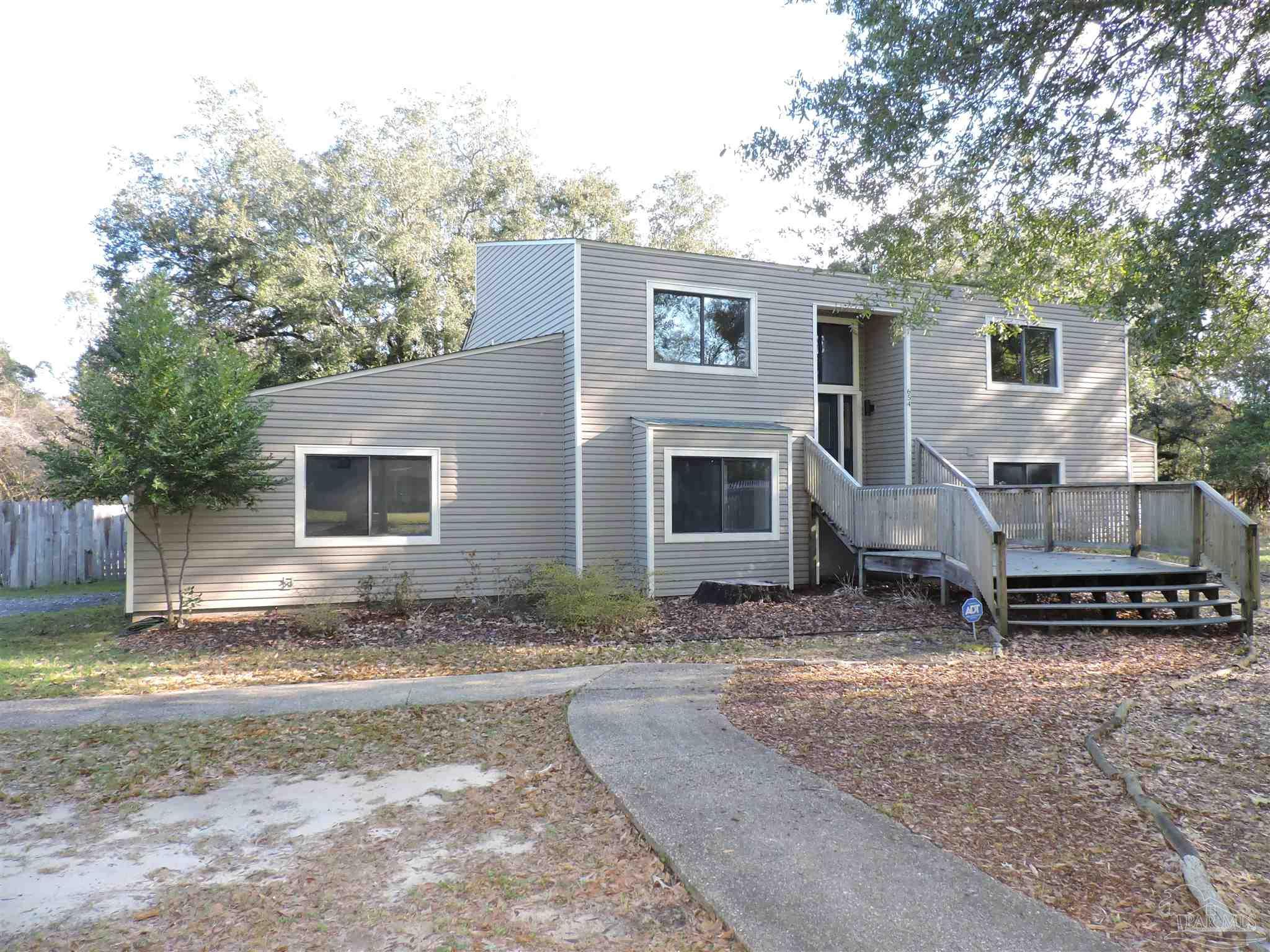 654 Timber Ridge Road Pensacola, FL 32534 - Photo 3 of 38 Gallery Image 3