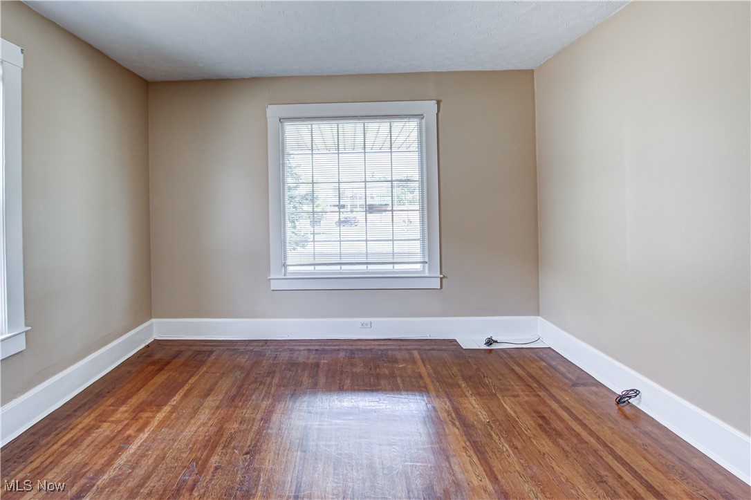 3877 Riveredge Road Cleveland, OH 44111 - Photo 13 of 27 Beautiful Original Wood Flooring