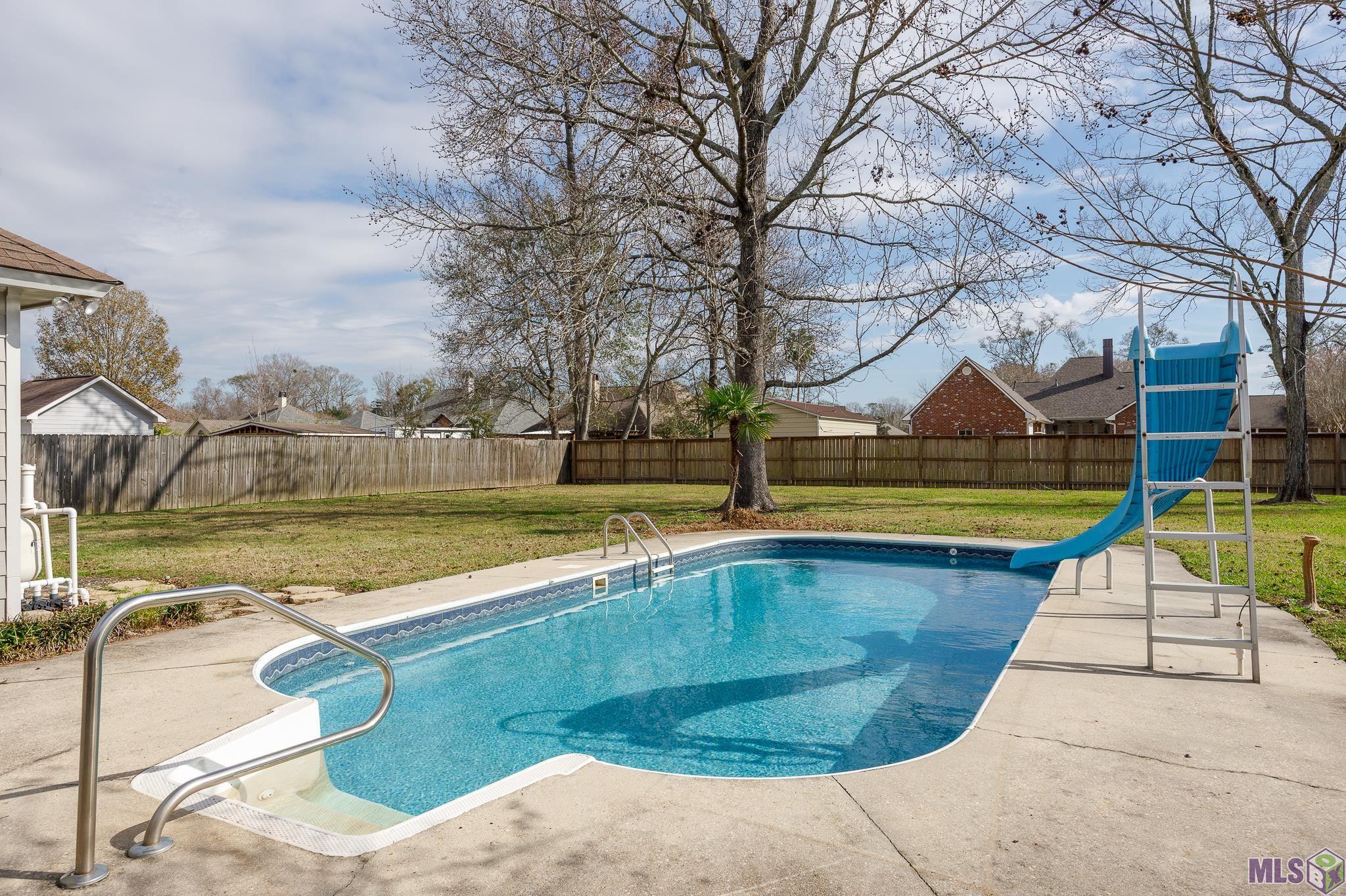 14220 Santa Fe Trail Prairieville, LA 70769 - Photo 2 of 41
