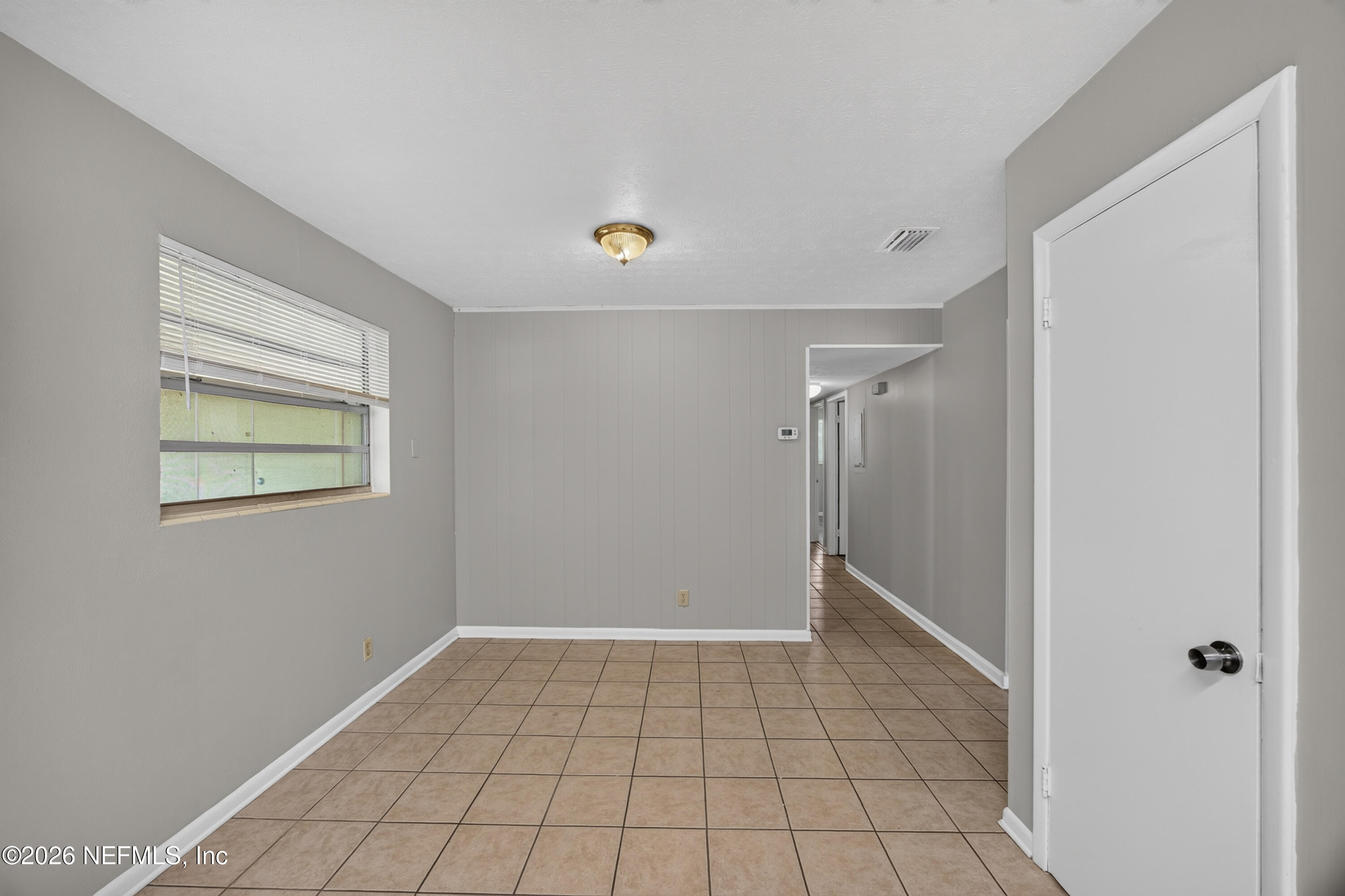 5527 Beney Road Jacksonville, FL 32207 - Photo 8 of 27 08-Dining Room