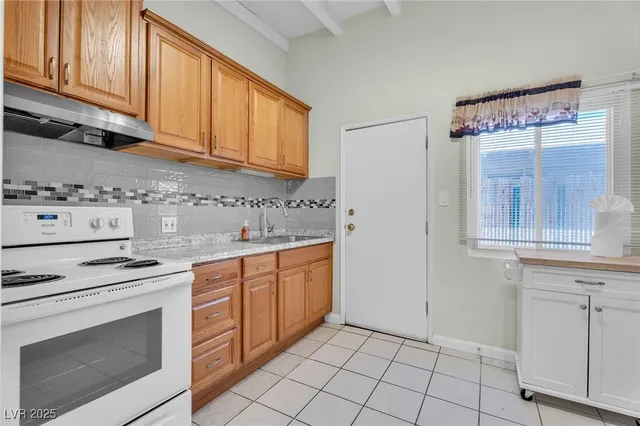 $1,150 | 710 North 10th Street, Unit 710, Las Vegas, NV 89101