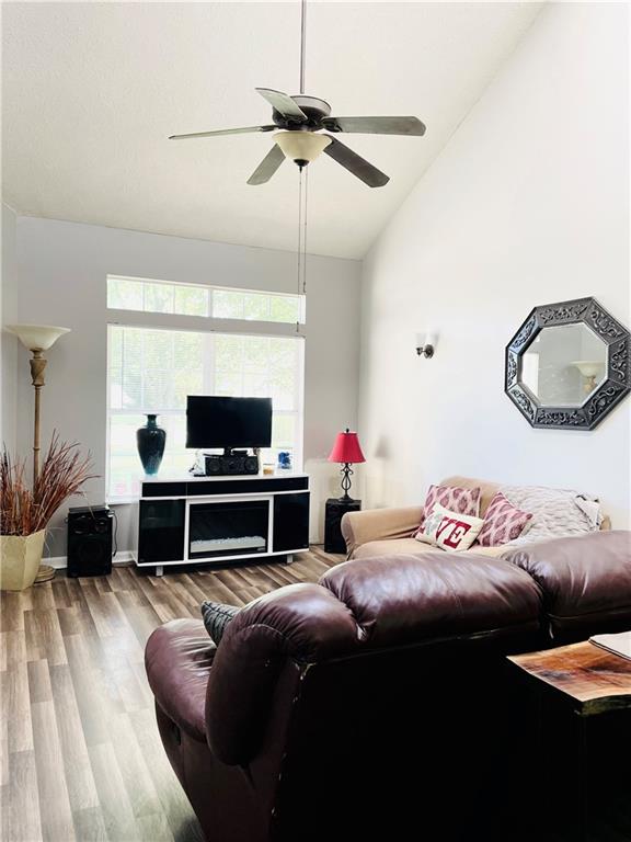 3003 Sable Ridge Lane Greenwood, IN 46142 - Photo 3 of 10 Gallery Image 3