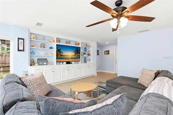 $675,000 | 7432 Sparkling Lake Road, Orlando, FL 32819