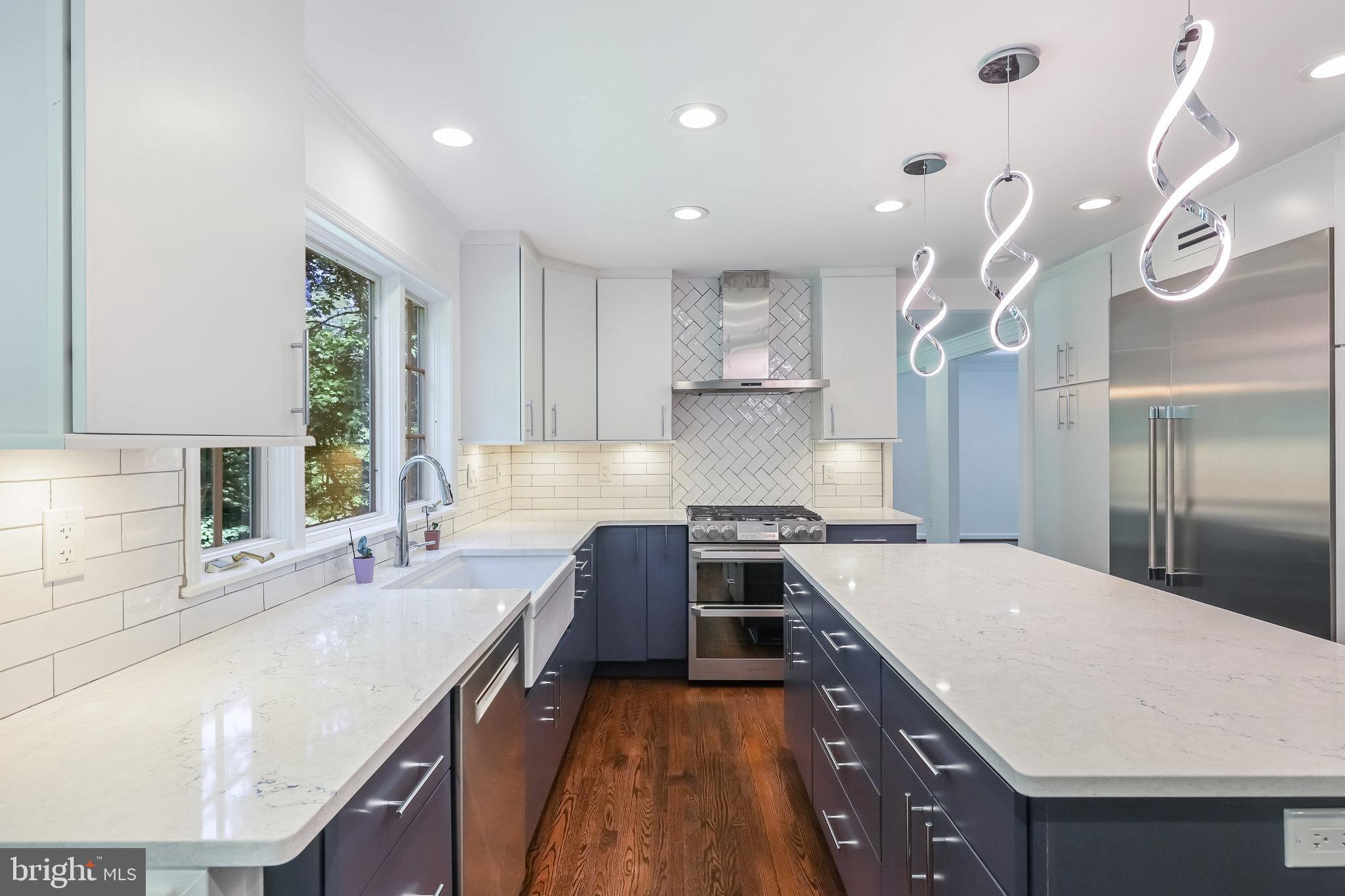 11482 Bingham Terrace Reston, VA 20191 - Photo 14 of 59