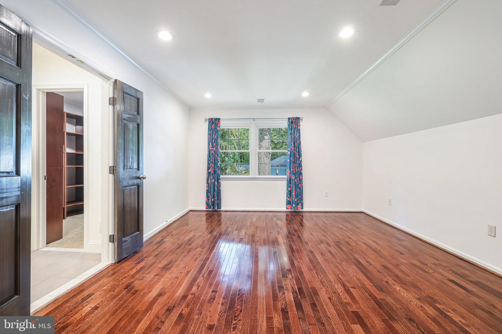 11482 Bingham Terrace Reston, VA 20191 - Photo 30 of 59