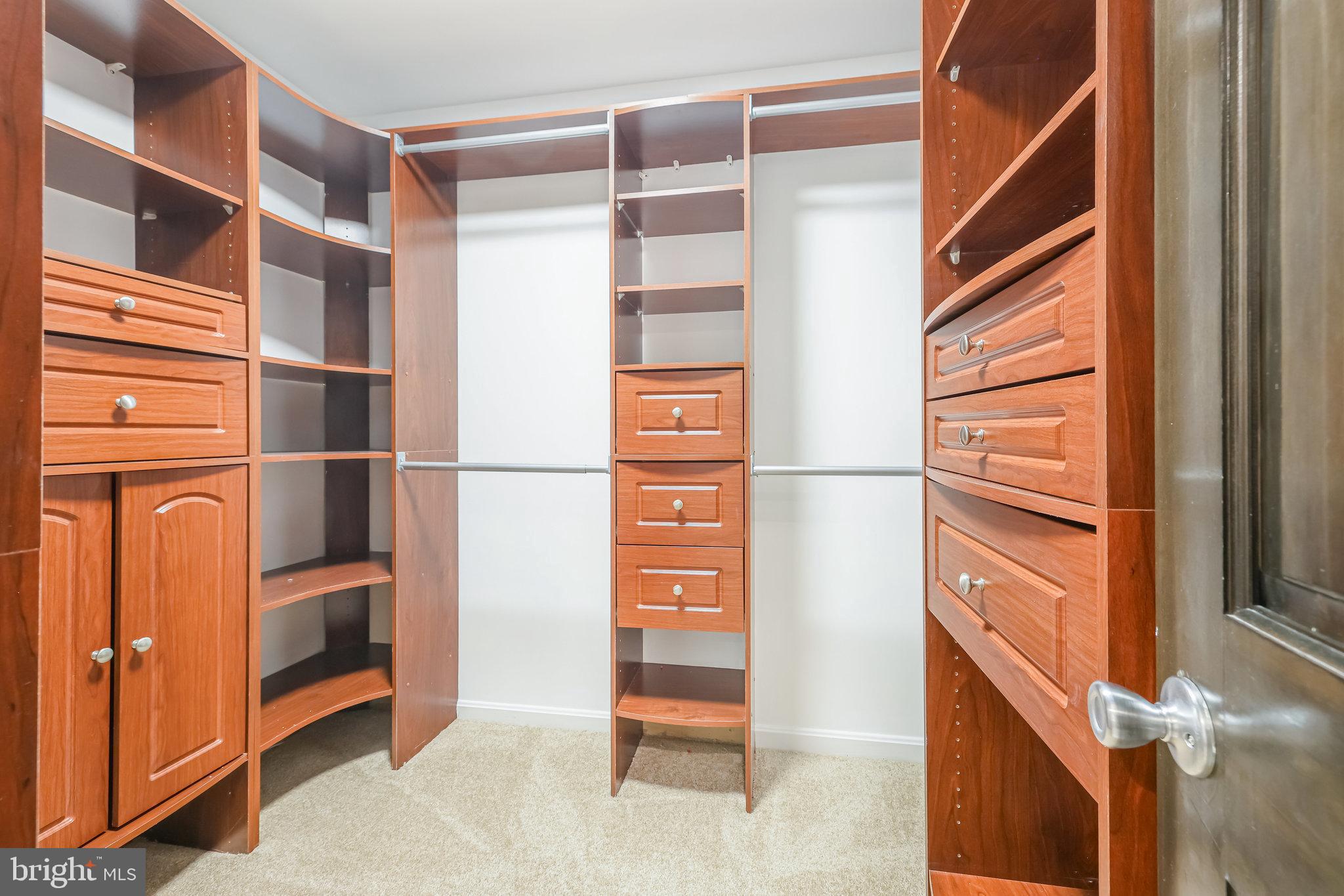 11482 Bingham Terrace Reston, VA 20191 - Photo 34 of 59