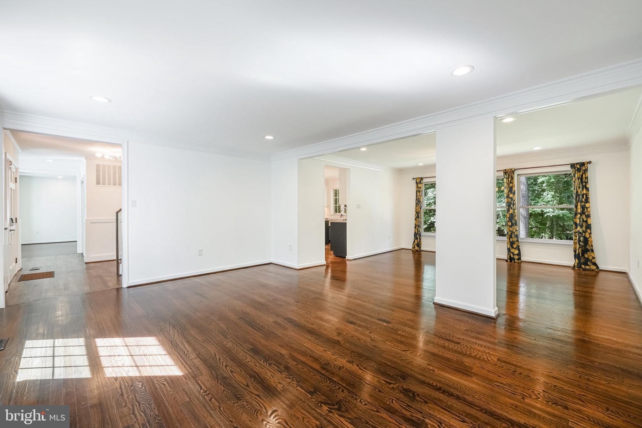 11482 Bingham Terrace Reston, VA 20191 - Photo 7 of 59