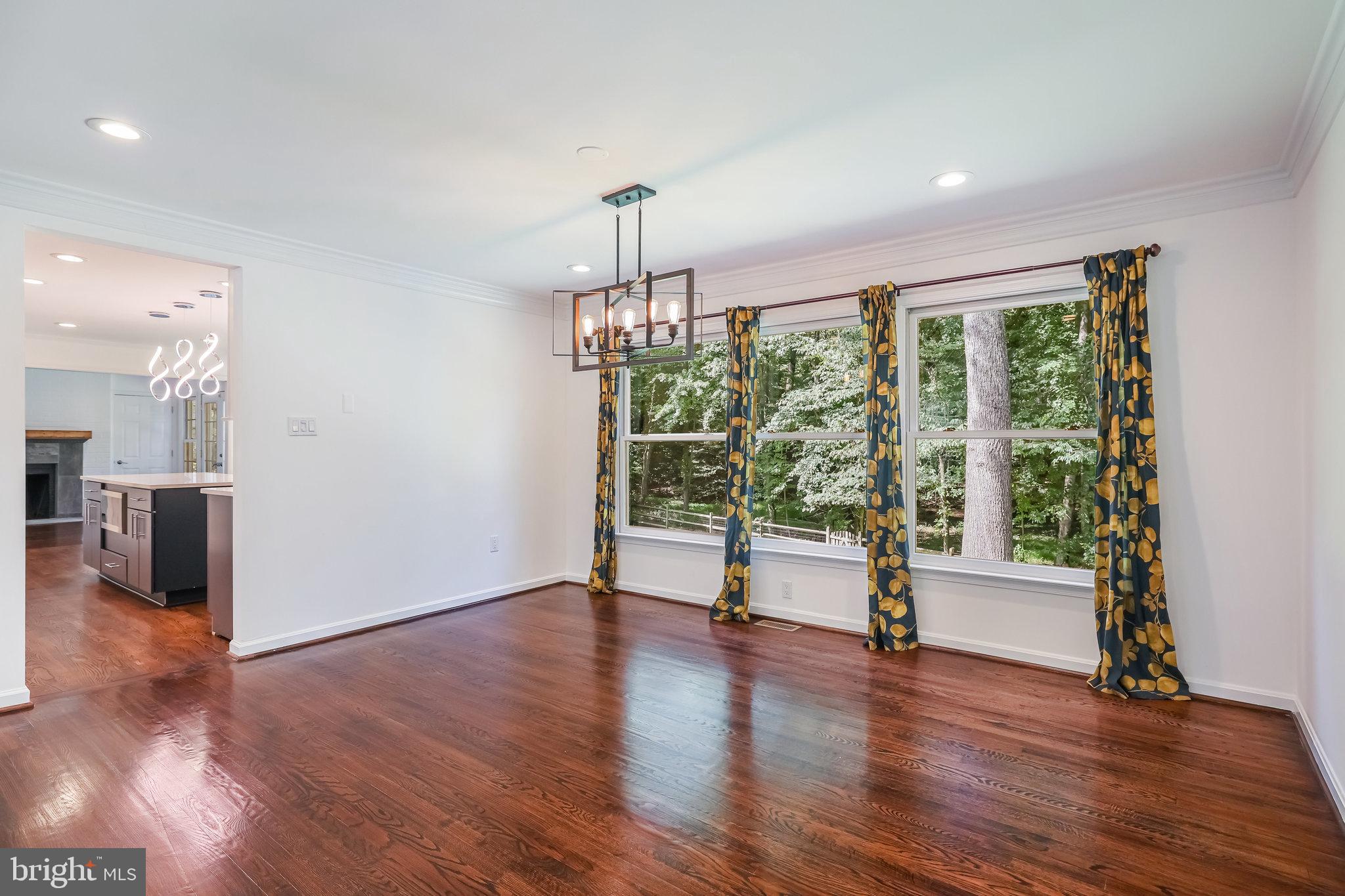 11482 Bingham Terrace Reston, VA 20191 - Photo 8 of 59