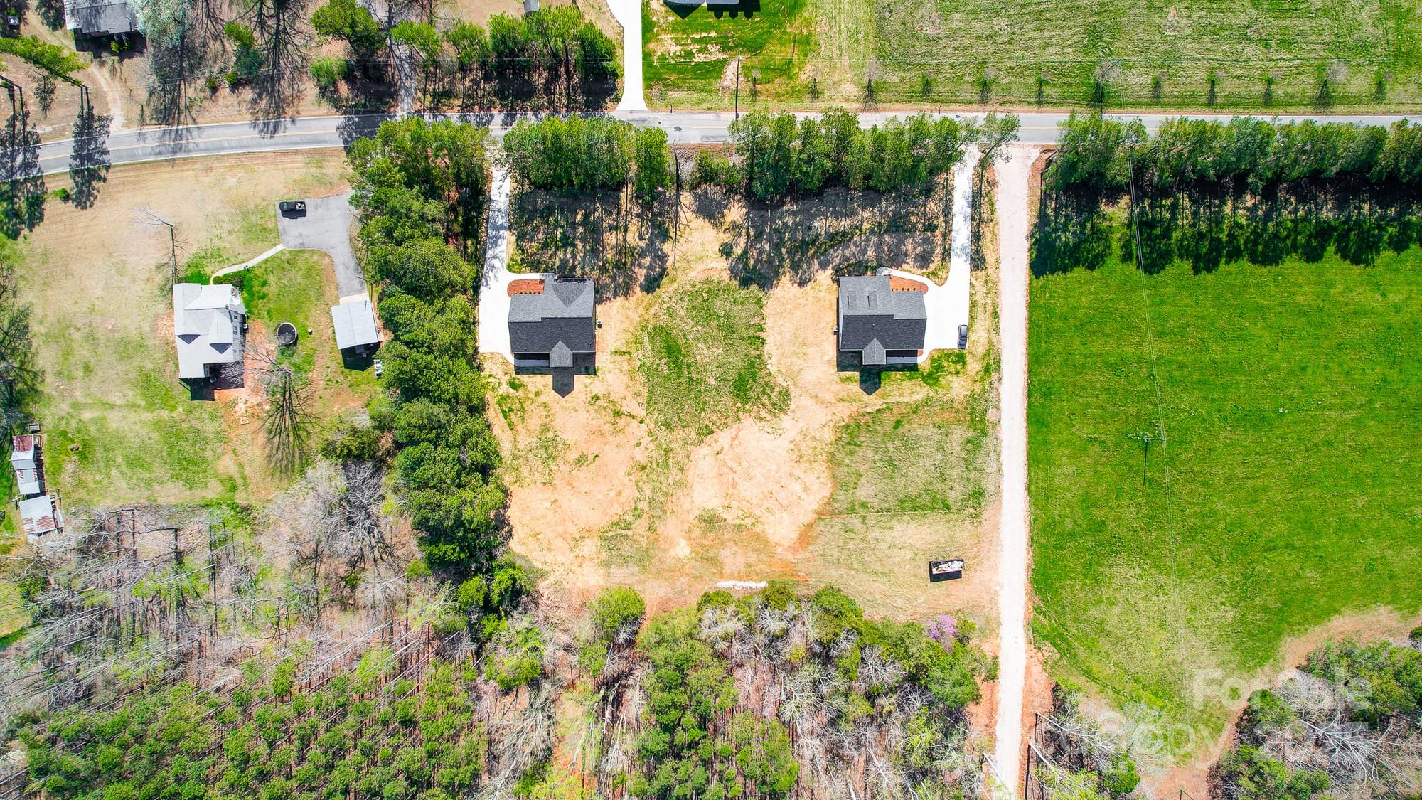 437 Cedar Grove Road Clover, SC 29710 - Photo 3 of 48