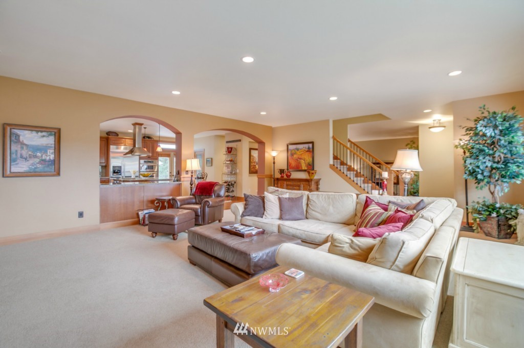 5301 Northeast 17th Place Renton, WA 98059 - Photo 3 of 25