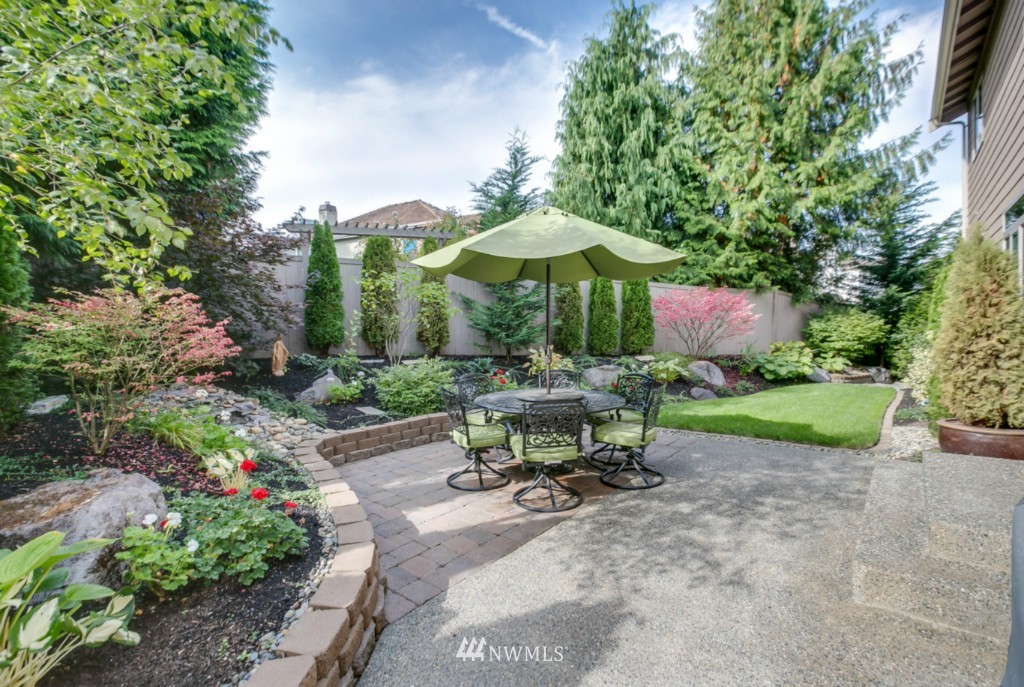 5301 Northeast 17th Place Renton, WA 98059 - Photo 22 of 25