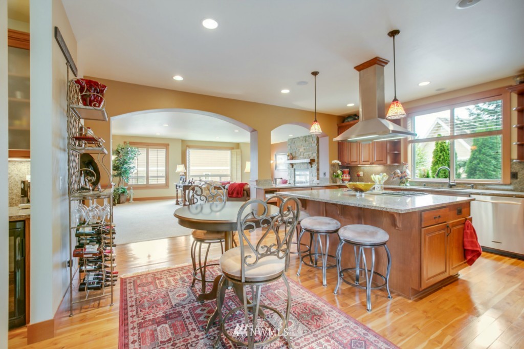 5301 Northeast 17th Place Renton, WA 98059 - Photo 7 of 25