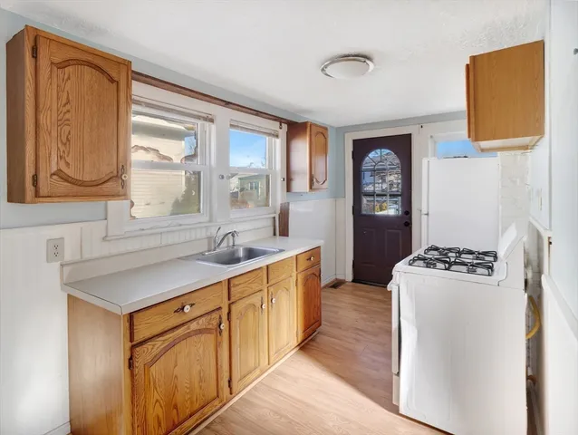 $399,999 | 188 Kingsley Road, Hull, MA 02045