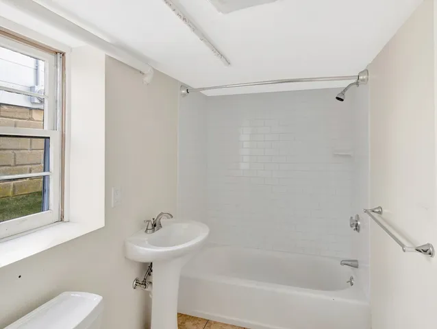 $399,999 | 188 Kingsley Road, Hull, MA 02045