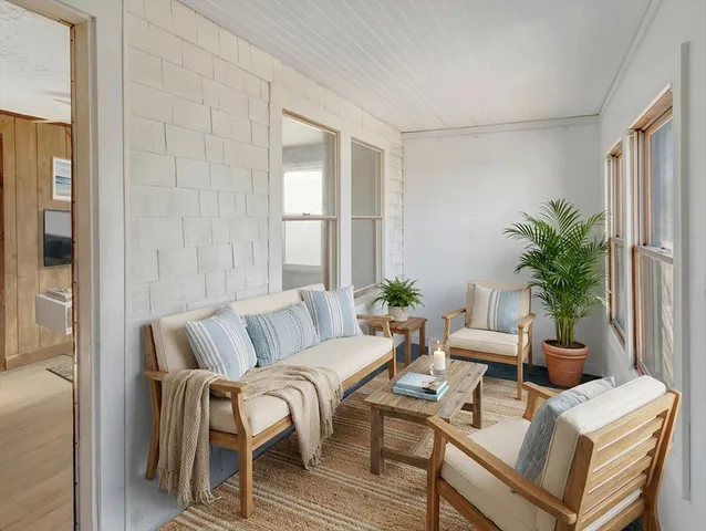 $399,999 | 188 Kingsley Road, Hull, MA 02045