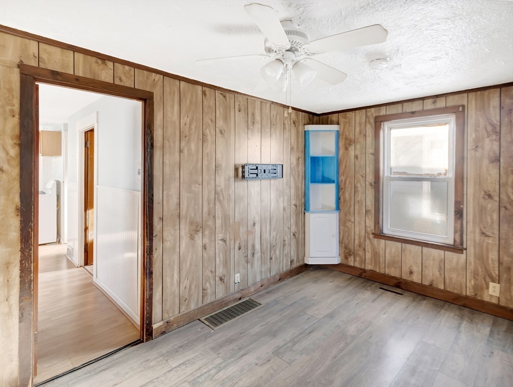 188 Kingsley Road Hull, MA 02045 - Photo 9 of 32