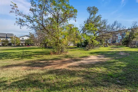 a view of a golf course
