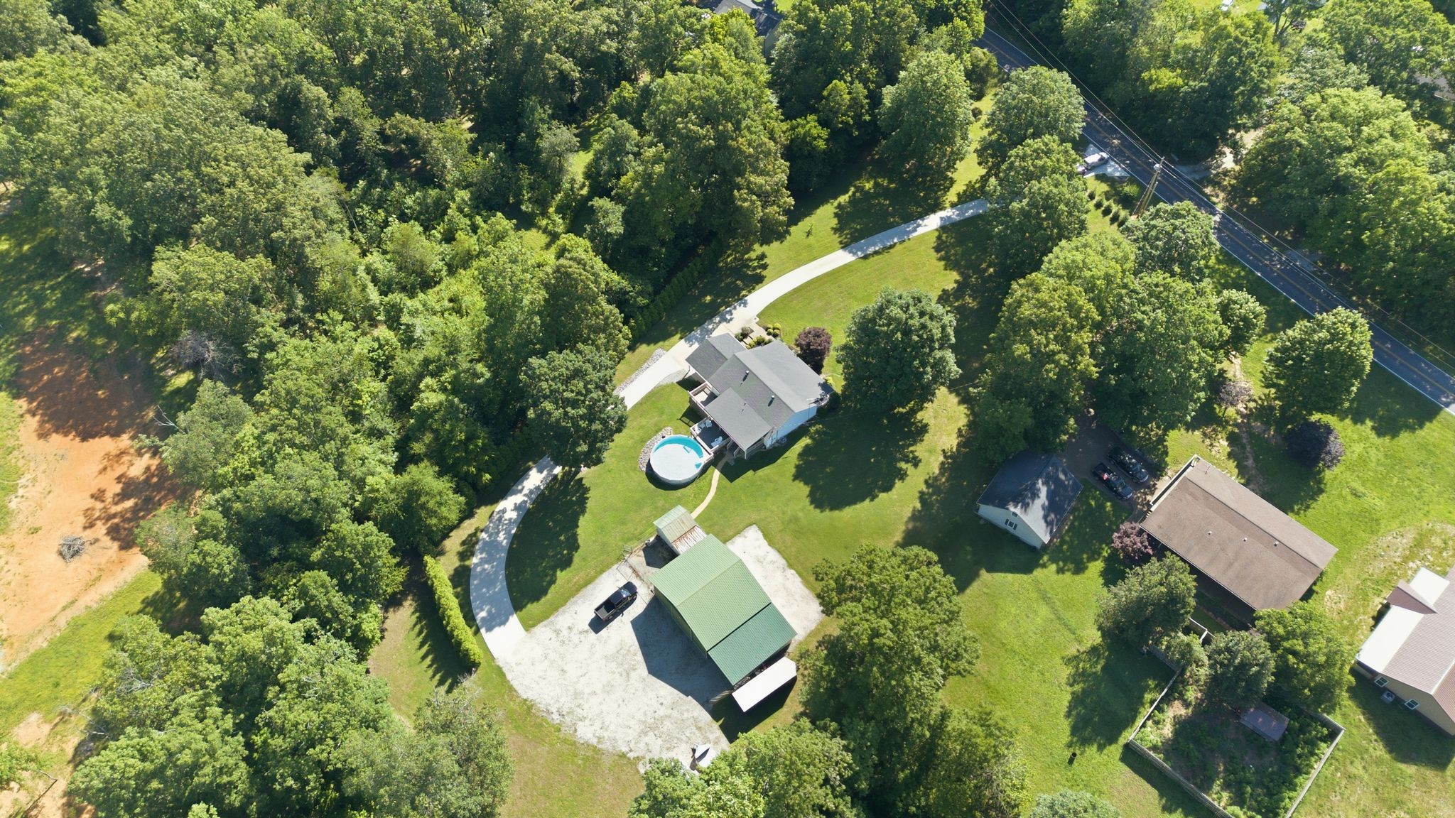 1170 Liberty Road Charlotte, TN 37036 - Photo 39 of 49
