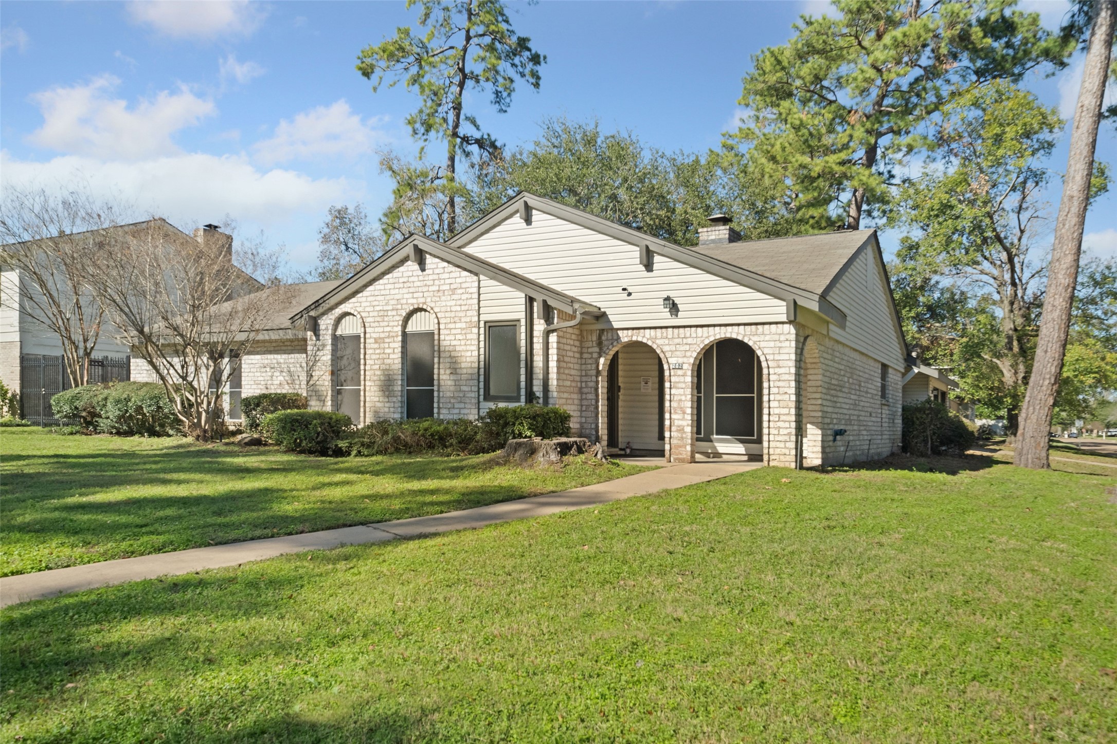 202 Black Forest Drive Spring, TX 77388 - Photo 3 of 26 CORNER LOT IN QUIET COMMUNITY