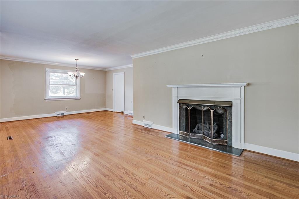 901 Cliff Road Asheboro, NC 27203 - Photo 3 of 28 Gallery Image 3