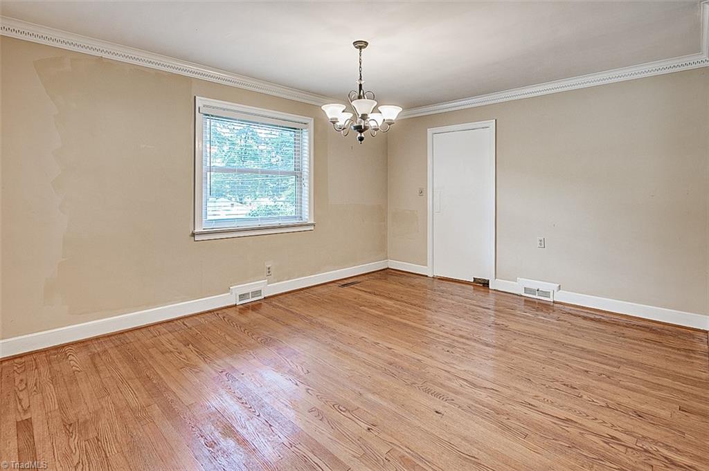 901 Cliff Road Asheboro, NC 27203 - Photo 7 of 28 Gallery Image 7