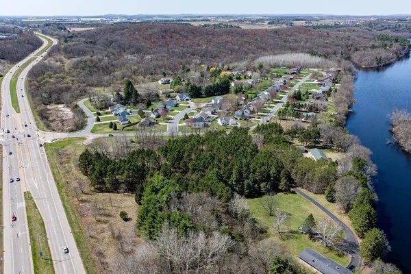 $700,000 | 4437 Old Wells Road, Eau Claire, WI 54703
