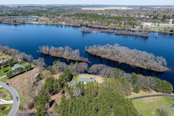 $700,000 | 4437 Old Wells Road, Eau Claire, WI 54703