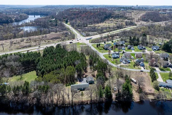 $700,000 | 4437 Old Wells Road, Eau Claire, WI 54703