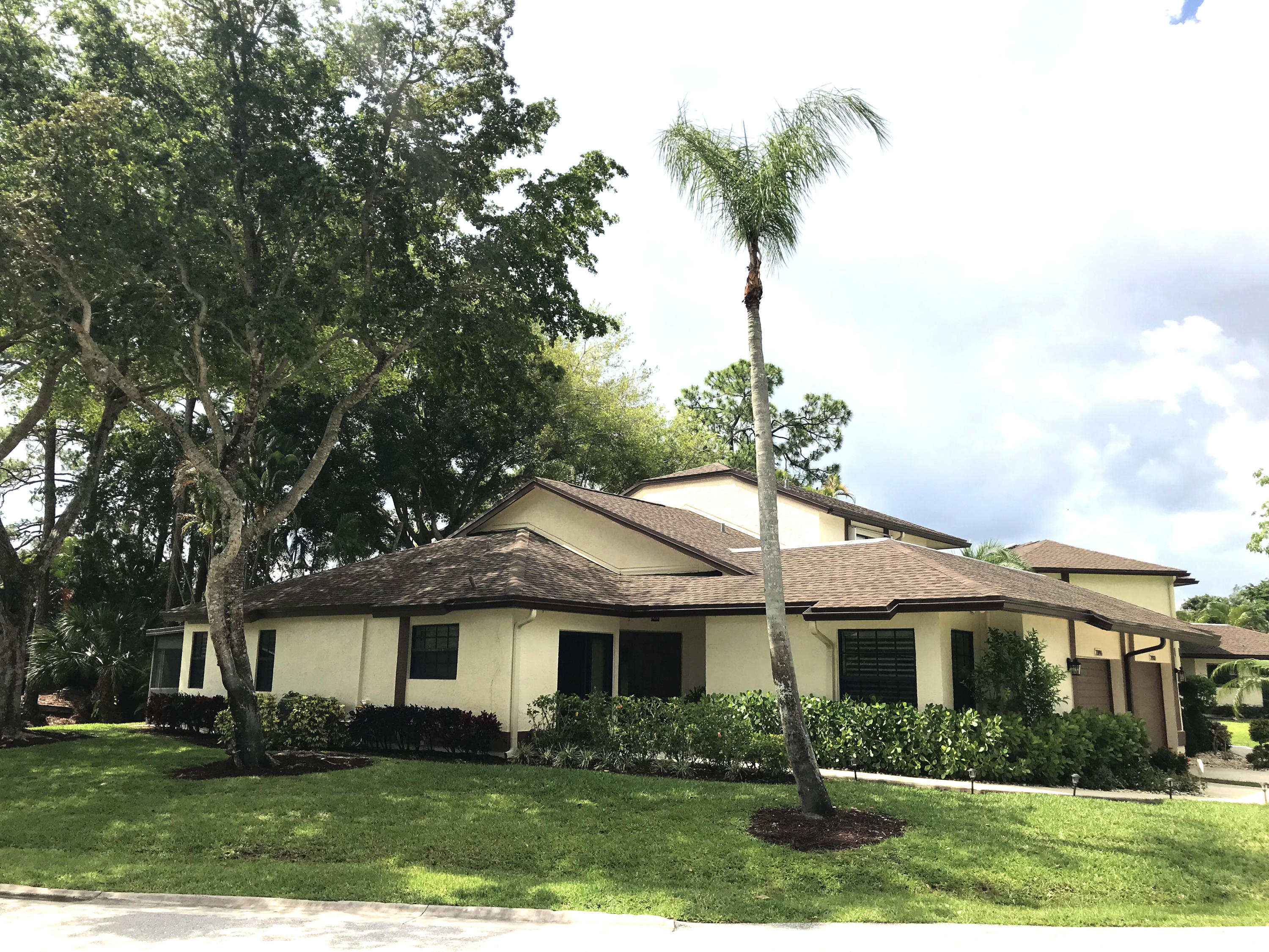20896 Boca Ridge Drive West Boca Raton, FL 33428 - Photo 2 of 49 2