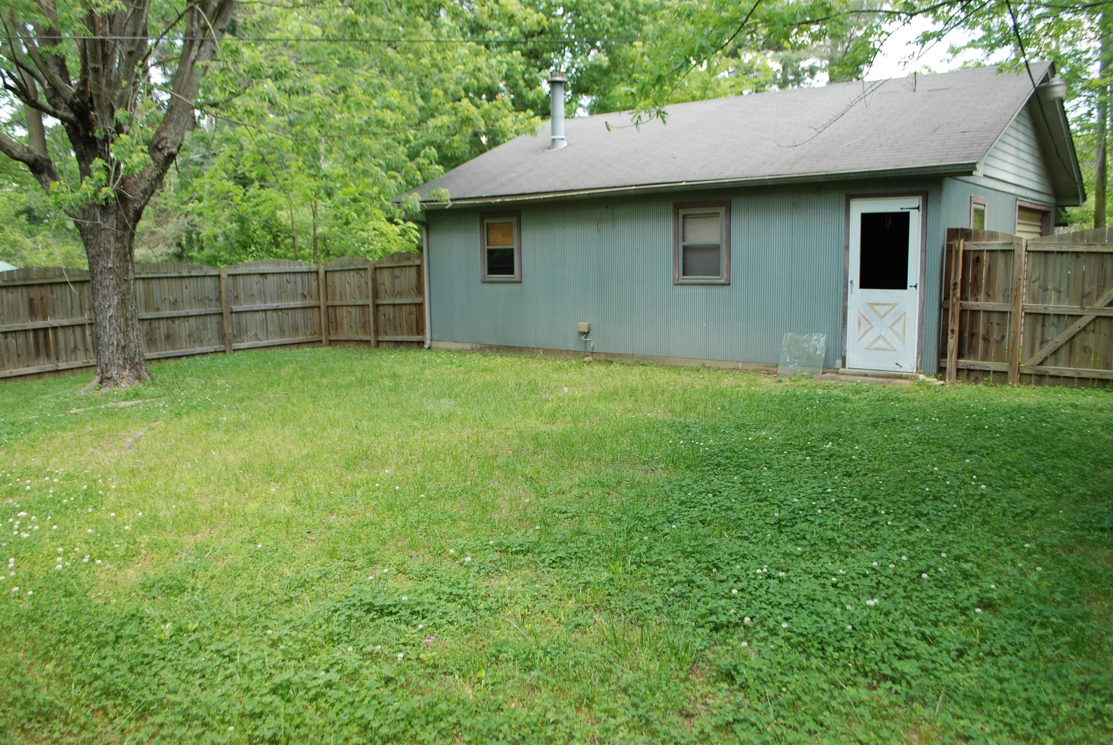 913 Madison Street Manchester, TN 37355 - Photo 12 of 16