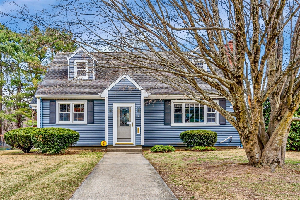 7 Eastview Road Hopkinton, MA 01748 - Photo 1 of 37 Gallery Image 1
