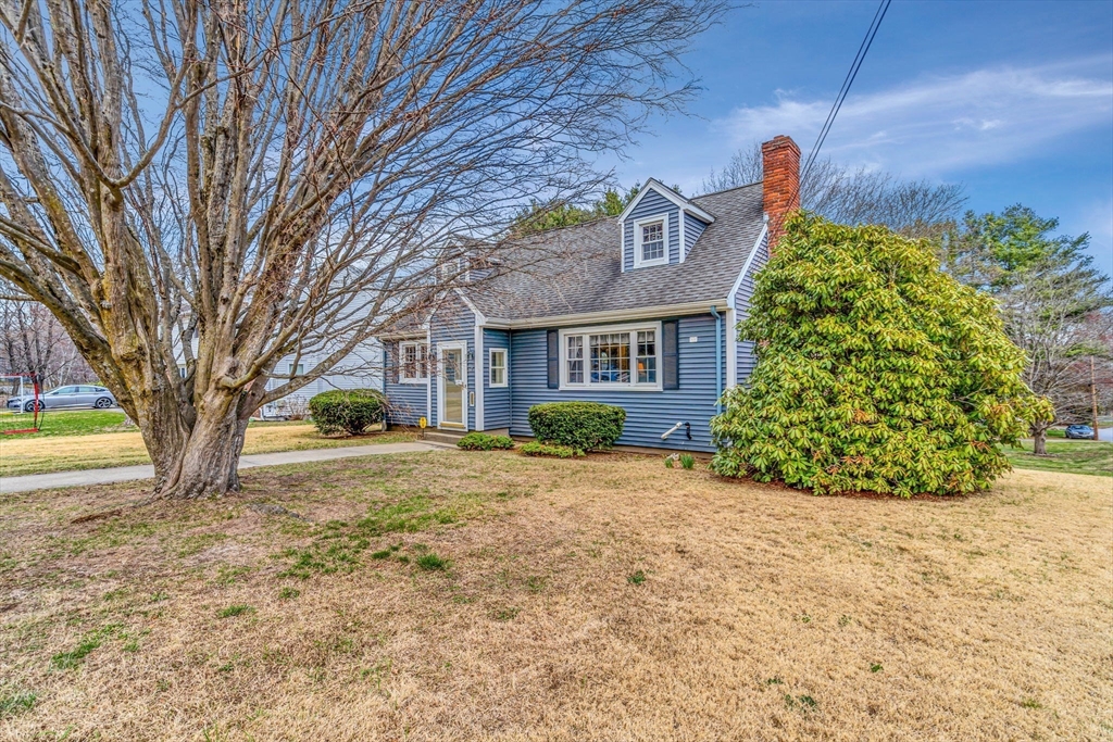 7 Eastview Road Hopkinton, MA 01748 - Photo 32 of 37 Gallery Image 32