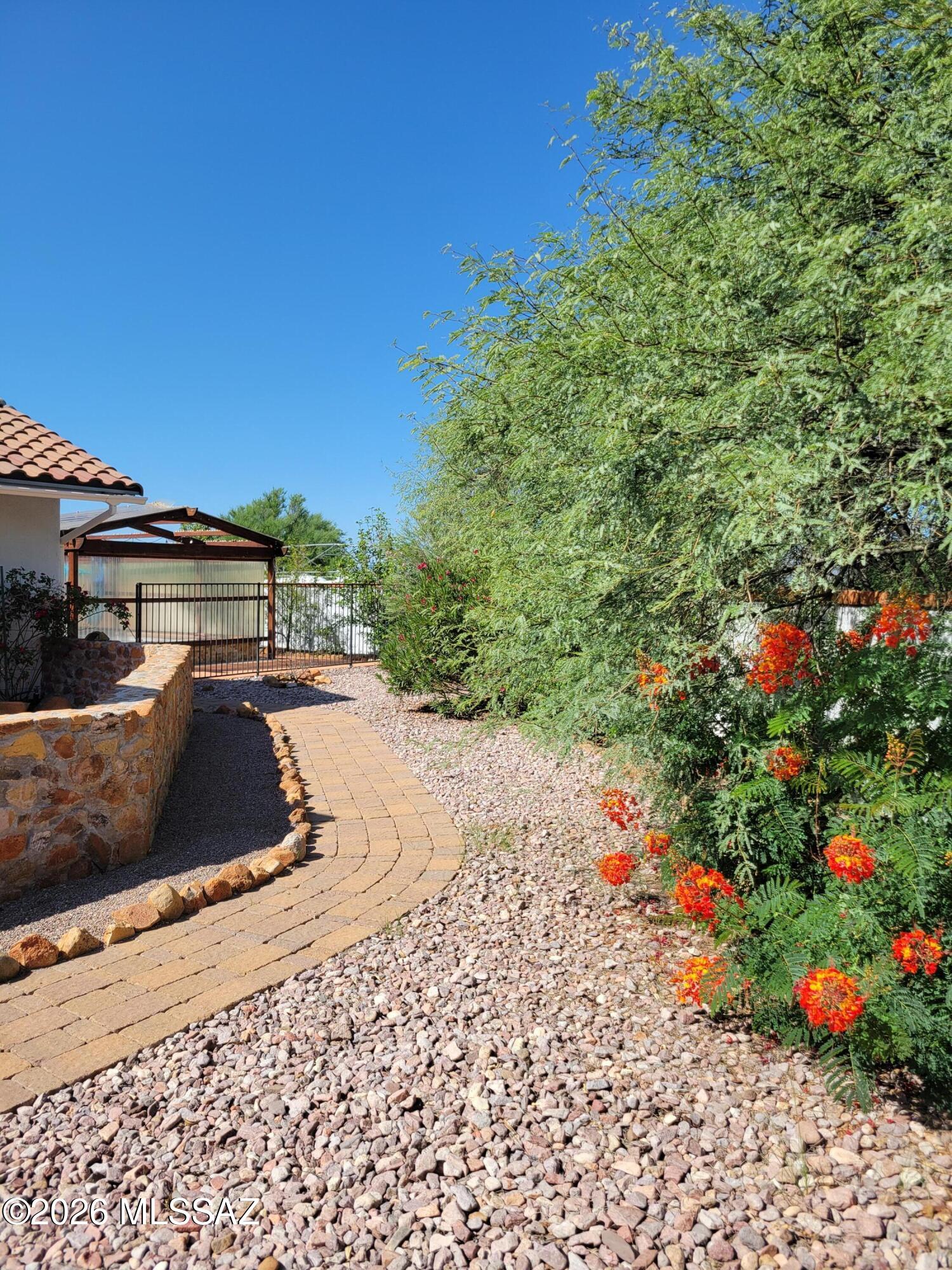 1798 Go Court Rio Rico, AZ 85648 - Photo 4 of 25 20260818_092732