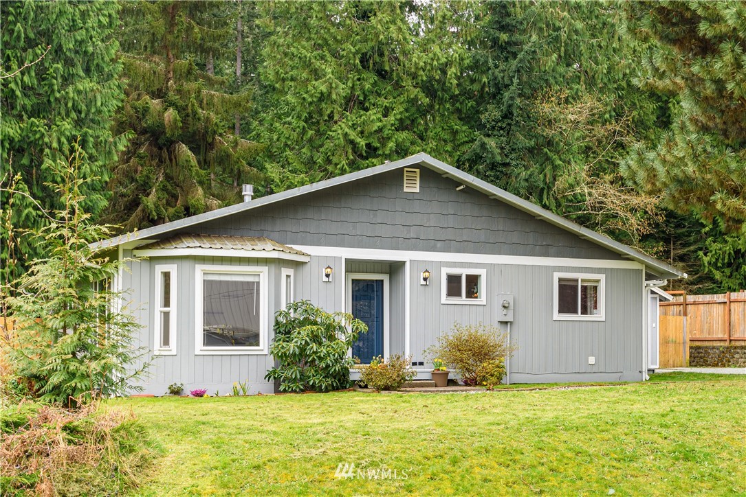 4204 Timberline Road Clinton, WA 98236 - Photo 2 of 29