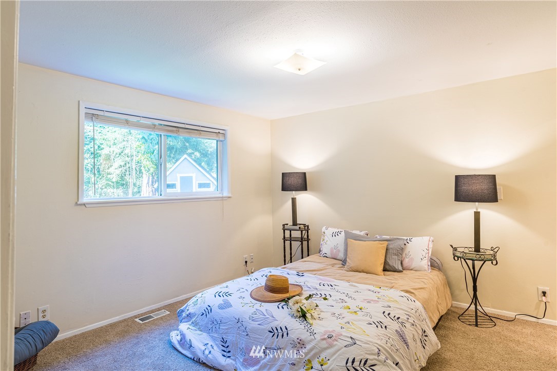 4204 Timberline Road Clinton, WA 98236 - Photo 20 of 29