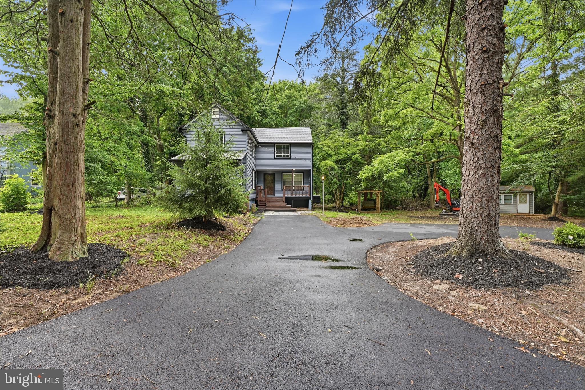 227 West Ferry Road Yardley, PA 19067 - Photo 3 of 42