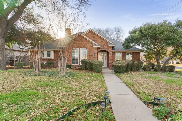 $2,100 | 3429 Nottingham Drive, Denton, TX 76209