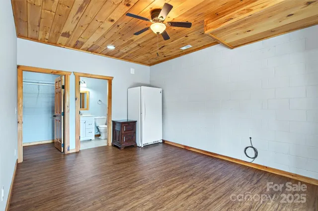 $575,000 | 26 Lakeview Trail, Nebo, NC 28761