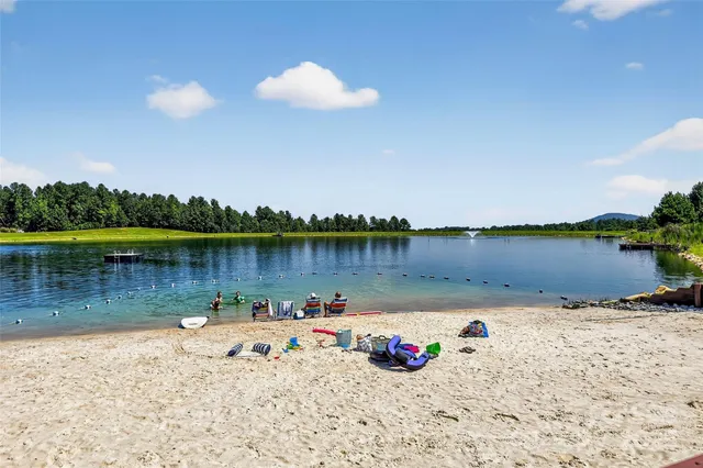 $575,000 | 26 Lakeview Trail, Nebo, NC 28761