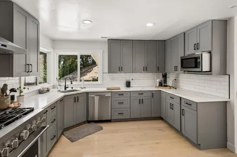 $1,700,000 | 181 Spring Water Lane, Los Gatos, CA 95033