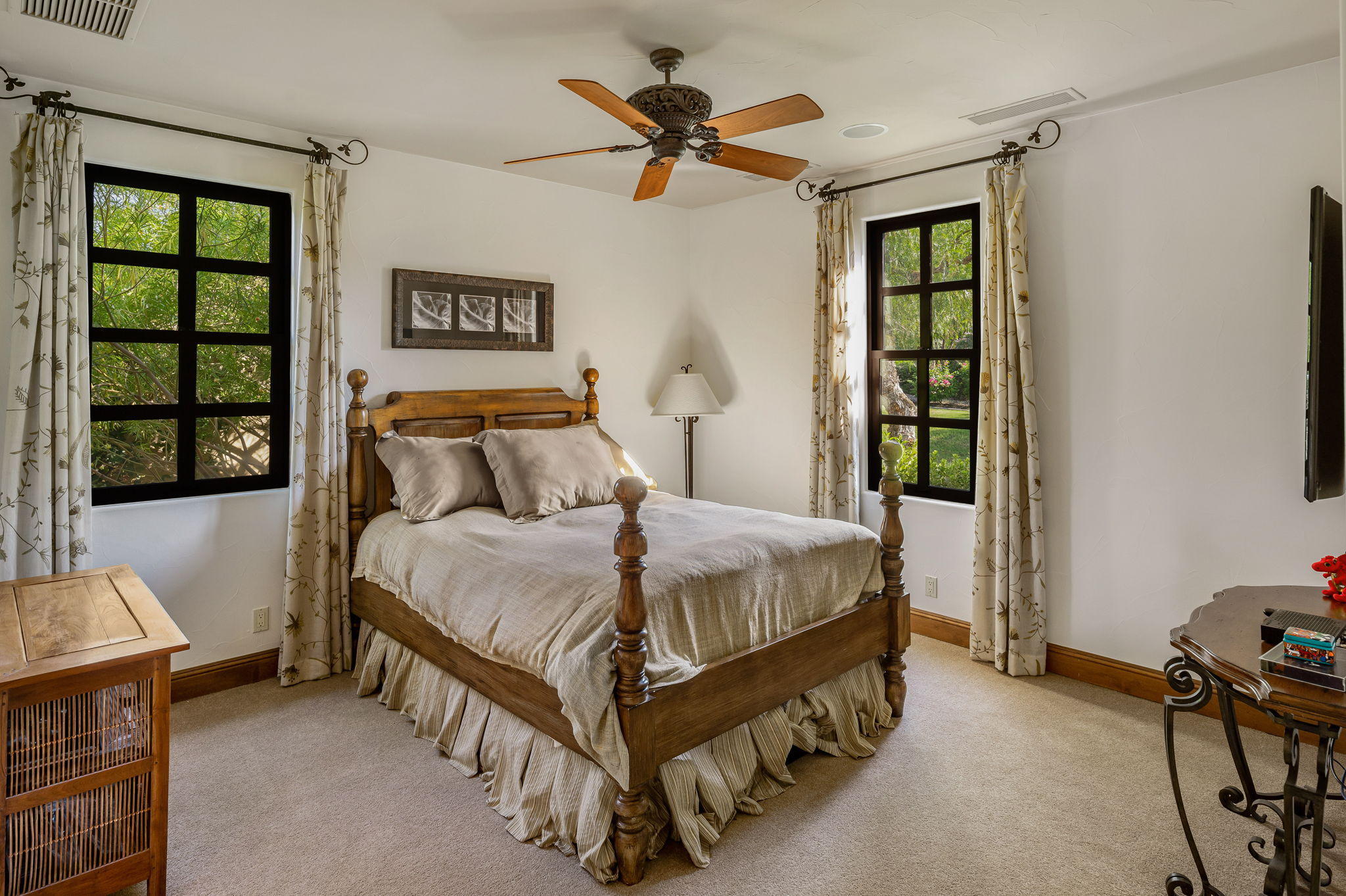 57325 Peninsula Lane La Quinta, CA 92253 - Photo 58 of 66 a bedroom with a bed and a window