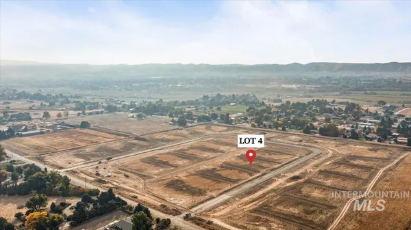 $939,000 | 4 Neil Road, Emmett, ID 83617