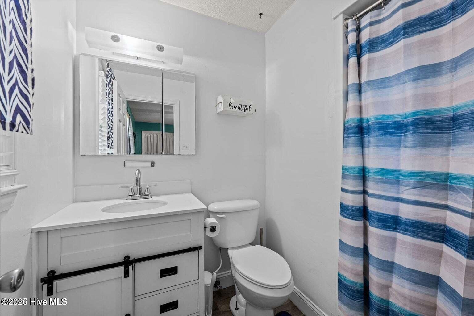 200 Stratford Road Havelock, NC 28532 - Photo 9 of 12 Master Bath